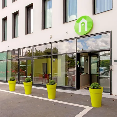 Campanile Rennes Sud - Jacques 3* Saint-Jacques-de-la-Lande